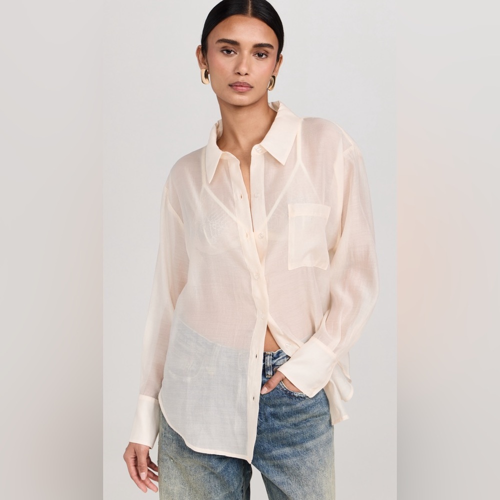 WAYF button down shirt size M